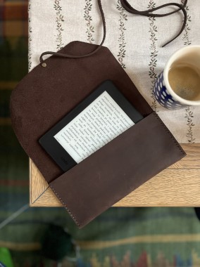 Skórzane etui na czytnik ebooków